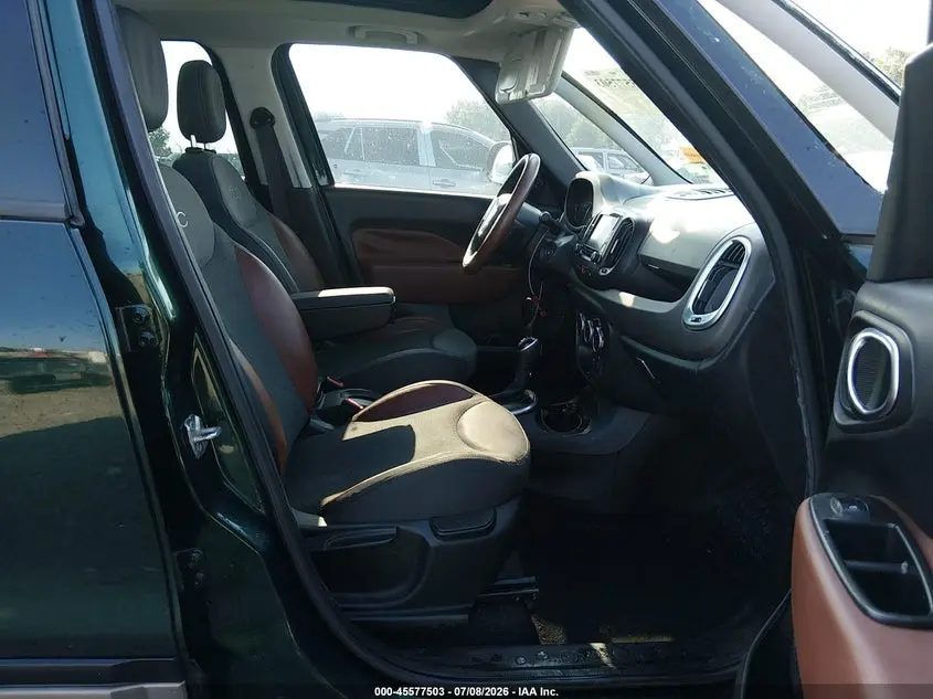 2014 FIAT 500L TREKKING
