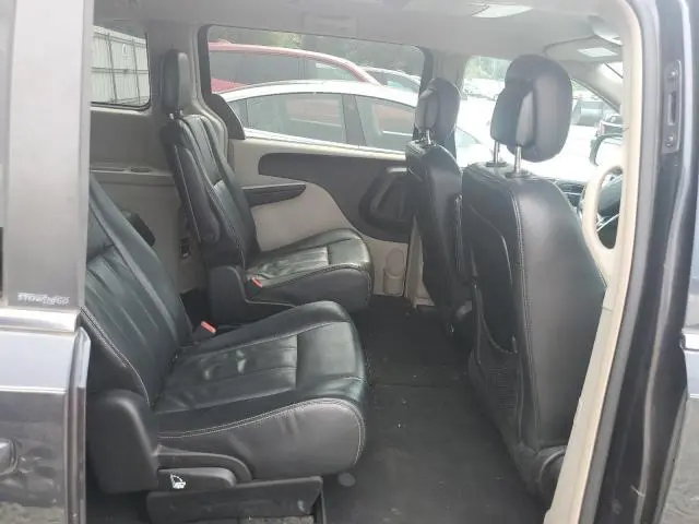 2013 CHRYSLER TOWN & COUNTRY TOURING  