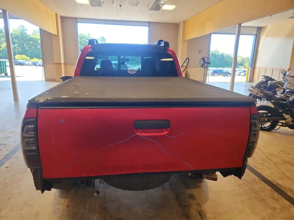 2013 TOYOTA TACOMA V6  