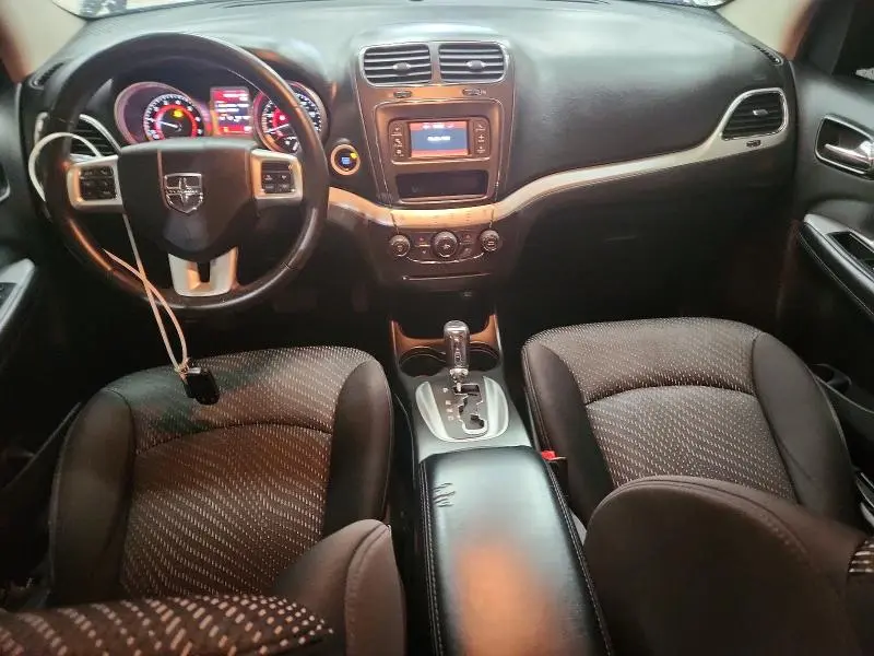 2014 DODGE JOURNEY SE  