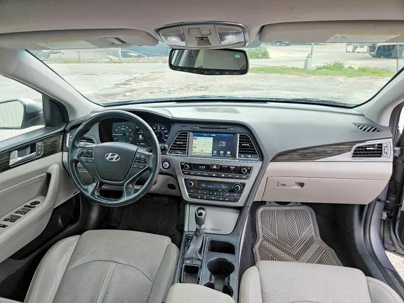 2017 HYUNDAI SONATA LIMITED  