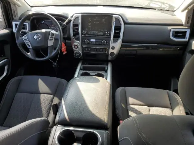 2021 NISSAN TITAN SV  