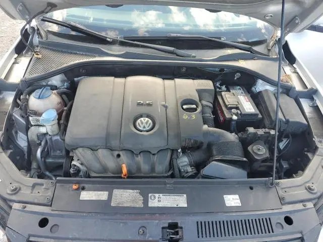 2012 VOLKSWAGEN PASSAT SE