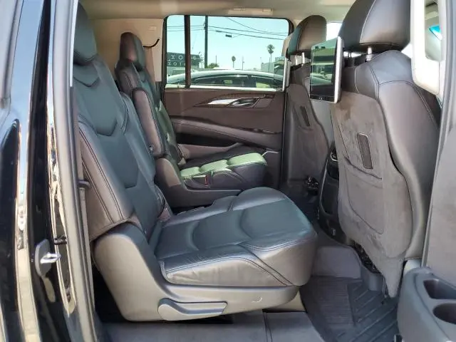 2019 CADILLAC ESCALADE ESV LUXURY  