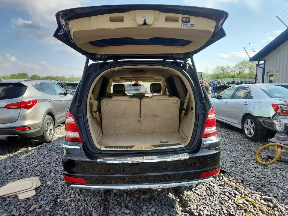 2011 MERCEDES-BENZ GL 550 4MATIC  