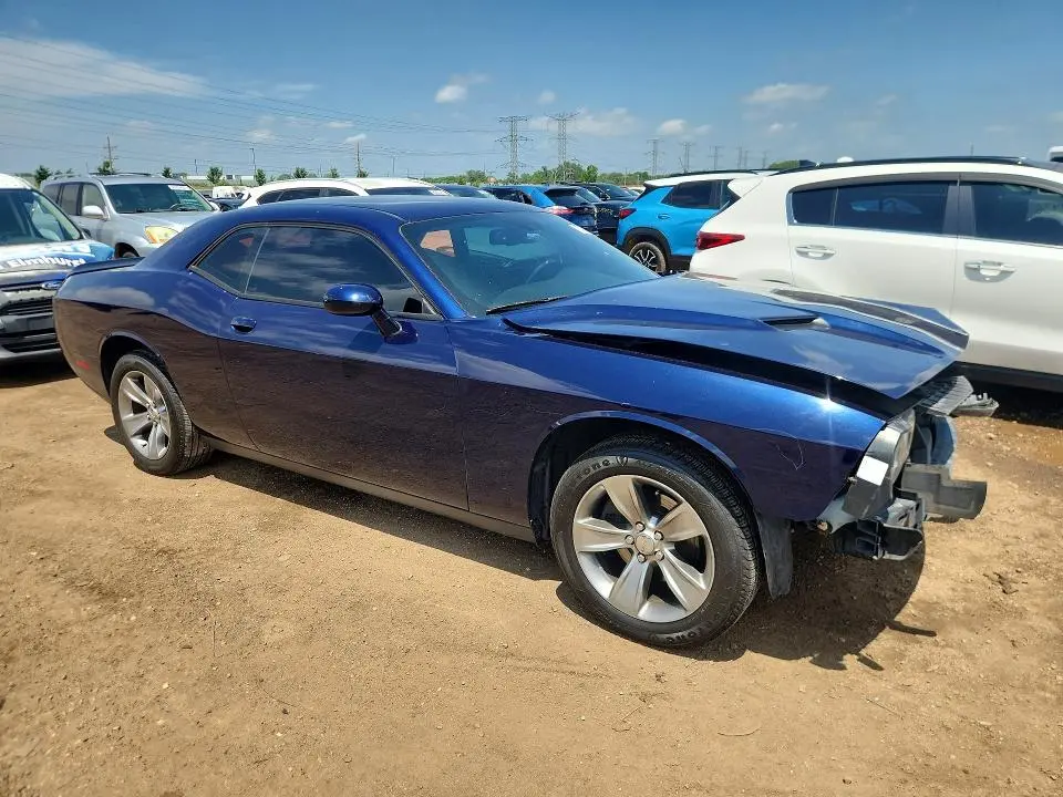 2015 DODGE CHALLENGER SXT  