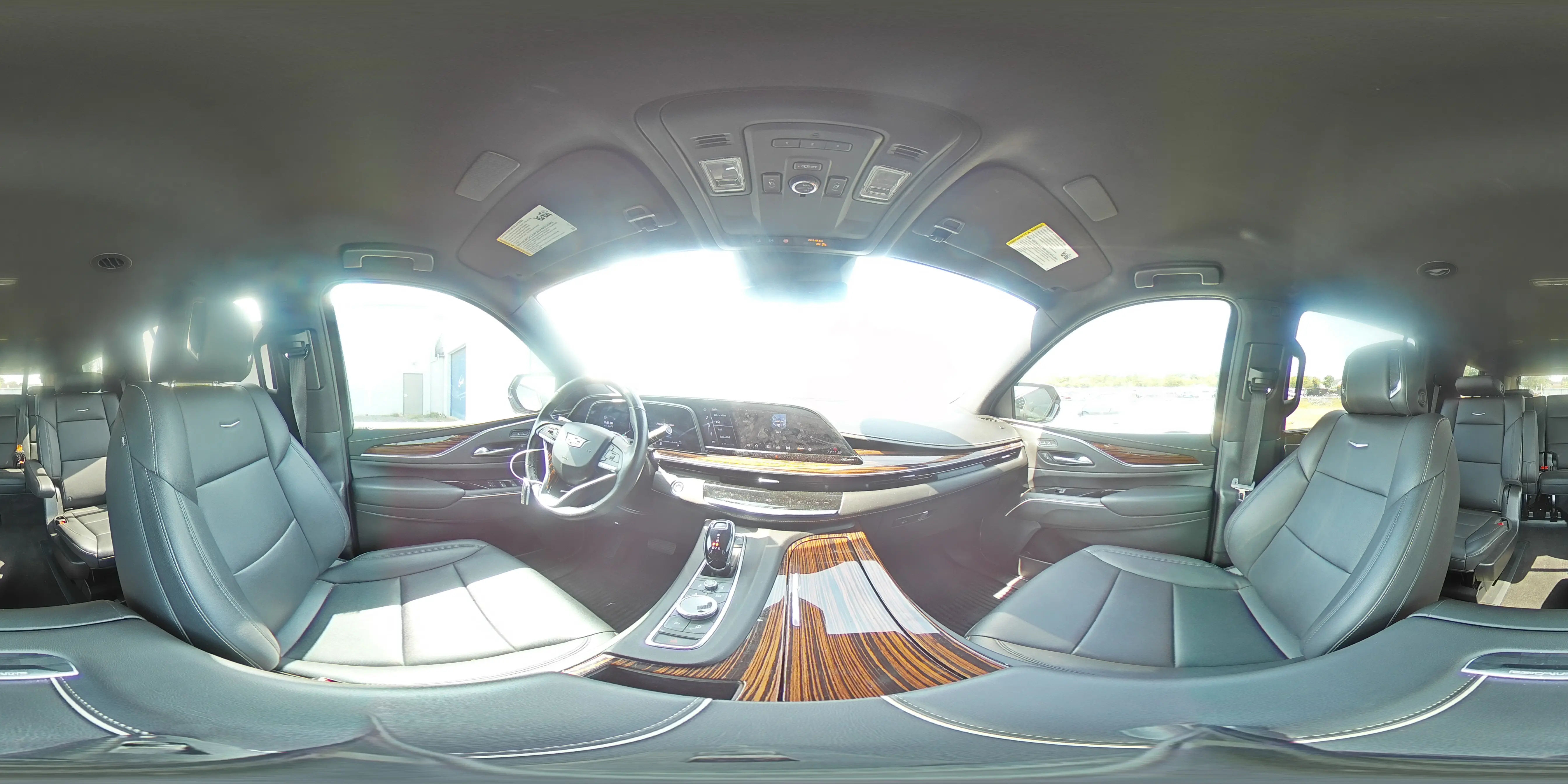 2022 CADILLAC ESCALADE LUXURY  