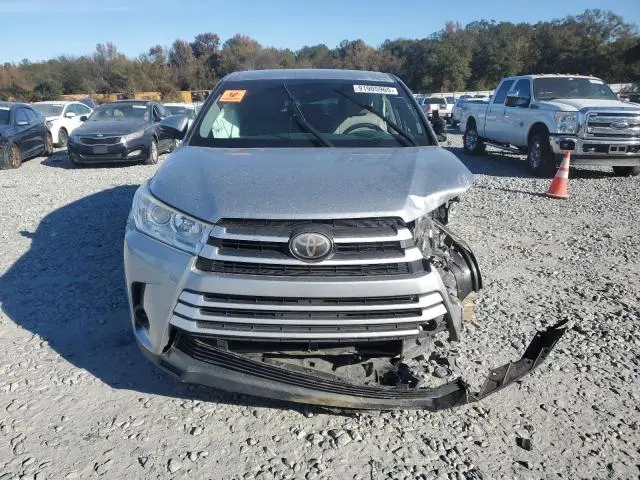2017 TOYOTA HIGHLANDER LE  