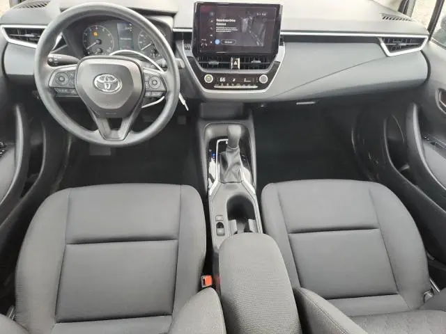 2025 TOYOTA COROLLA LE  