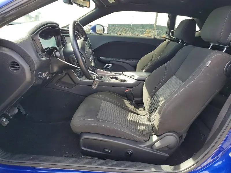 2021 DODGE CHALLENGER SXT  