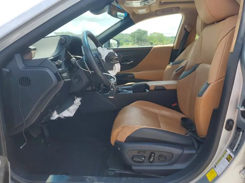 2022 LEXUS ES 300H ULTRA LUXURY  