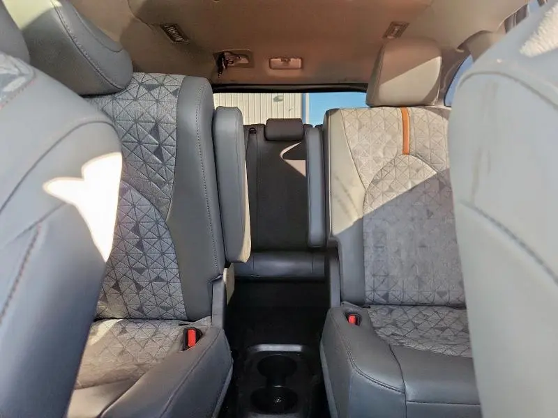 2023 TOYOTA HIGHLANDER HYBRID BRONZE EDITION  