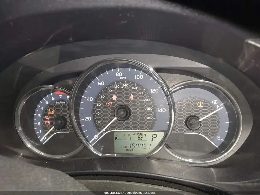 2015 TOYOTA COROLLA LE