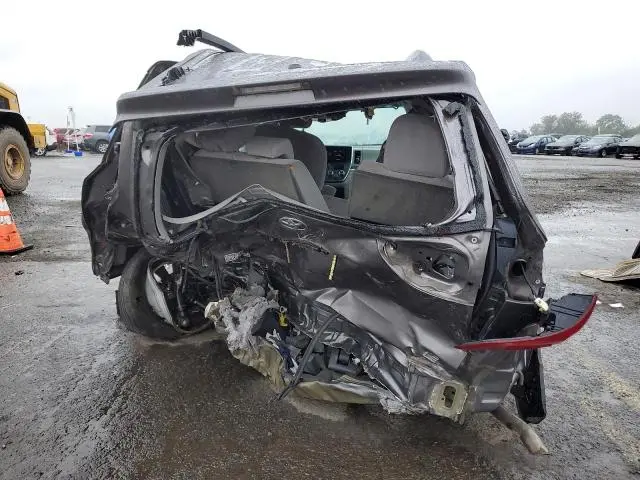 2017 TOYOTA SIENNA LE  