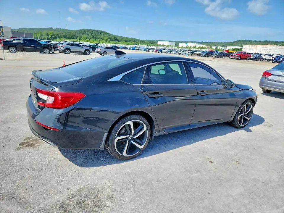 2021 HONDA ACCORD SPORT  