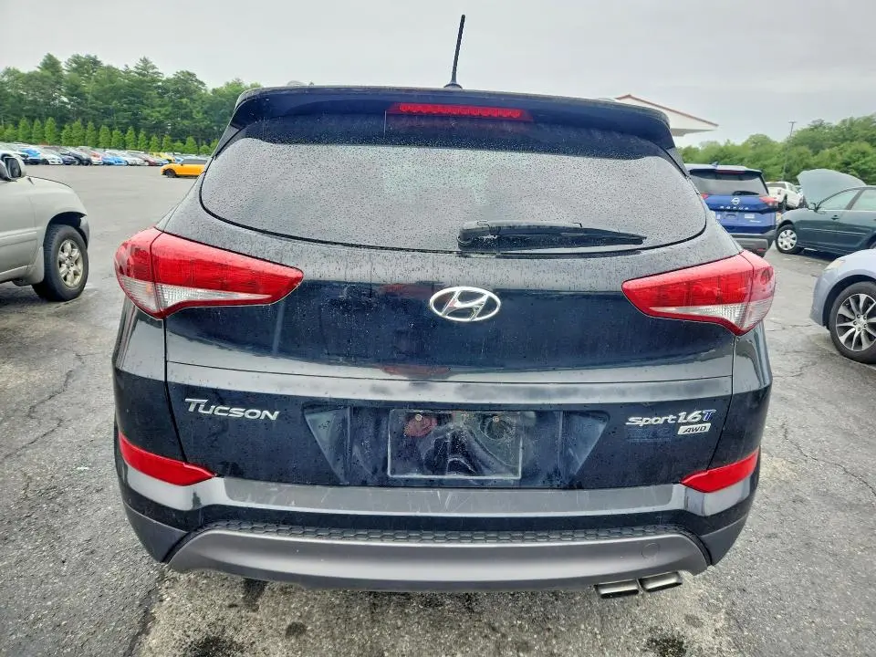 2016 HYUNDAI TUCSON SPORT  