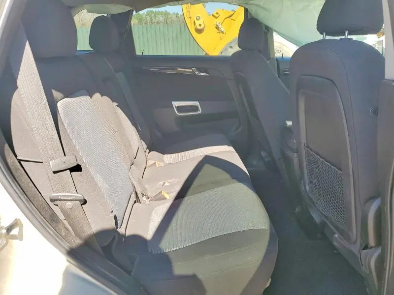 2014 CHEVROLET CAPTIVA LT  