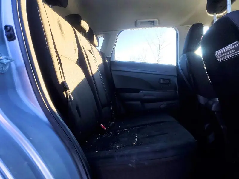 2015 MITSUBISHI OUTLANDER SPORT ES  