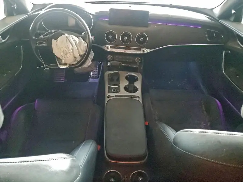 2022 KIA STINGER GT1  