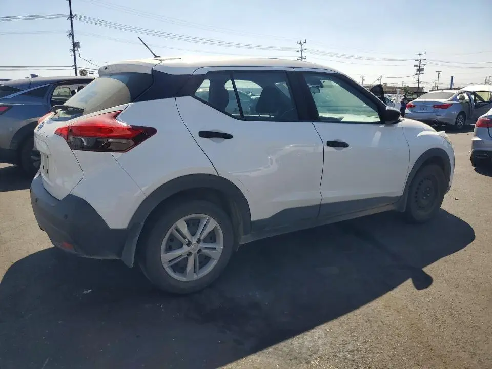 2020 NISSAN KICKS S  