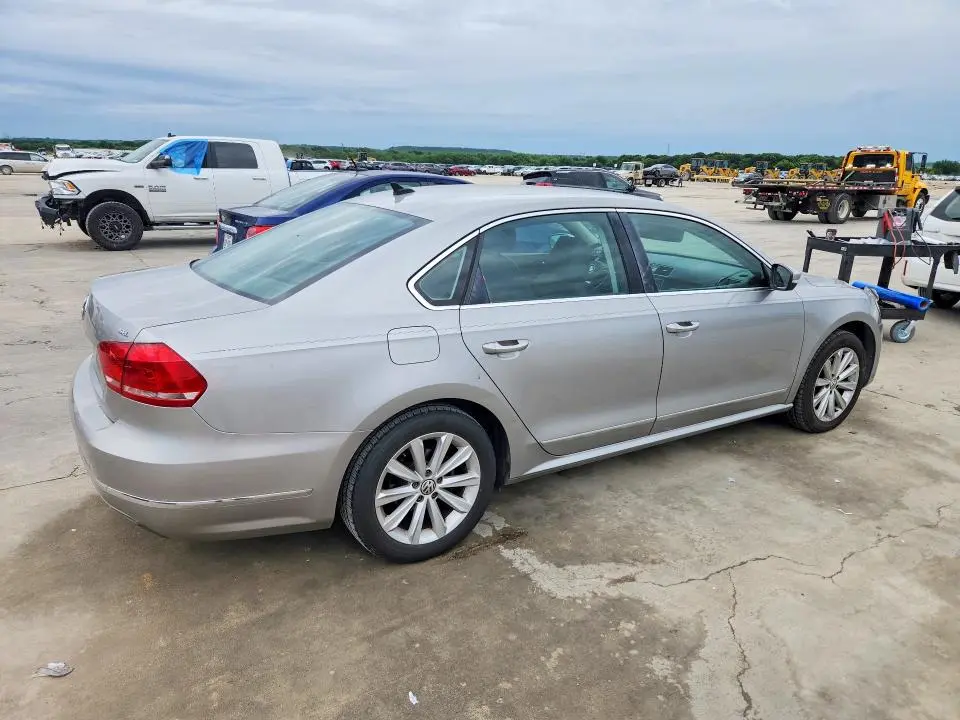 2013 VOLKSWAGEN PASSAT SEL  
