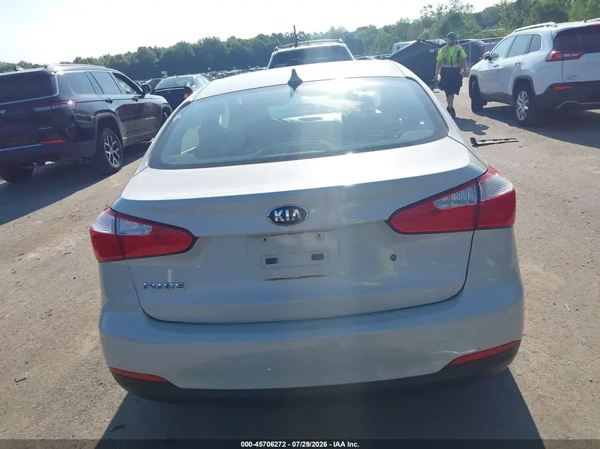 2015 KIA FORTE LX