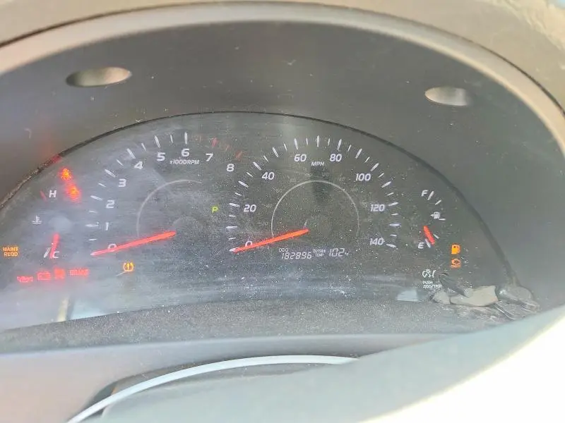 2010 TOYOTA CAMRY LE  