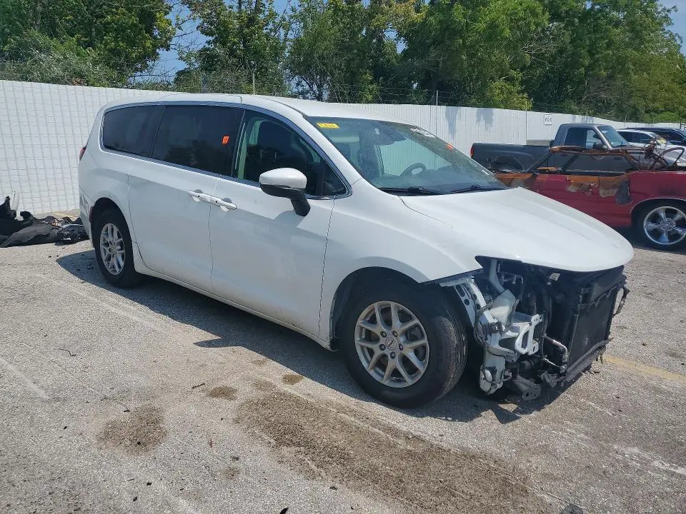 2023 CHRYSLER PACIFICA TOURING L  