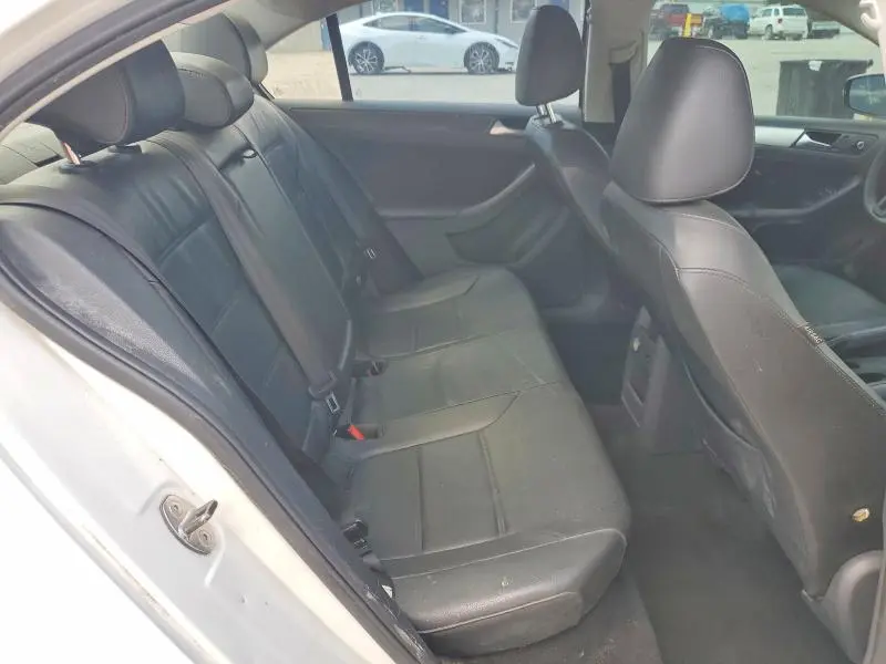 2014 VOLKSWAGEN JETTA SE  