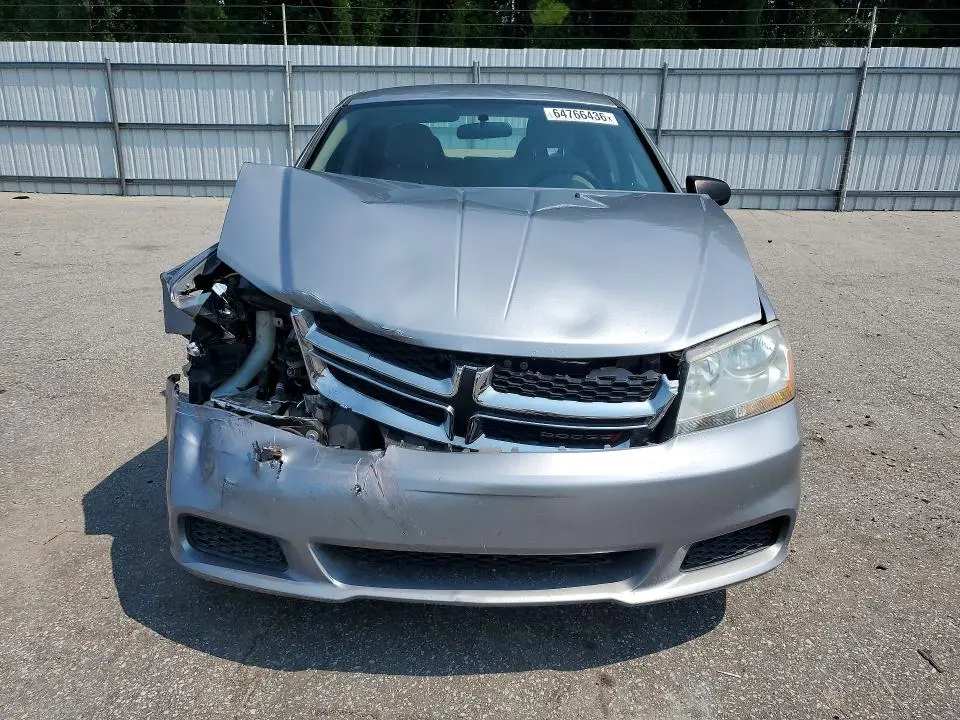 2014 DODGE AVENGER SE  