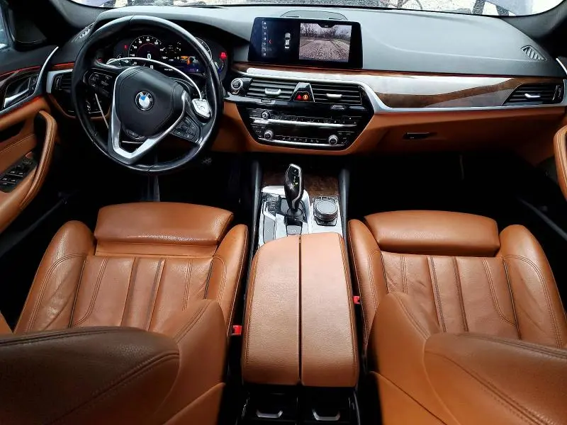2019 BMW 540 XI  