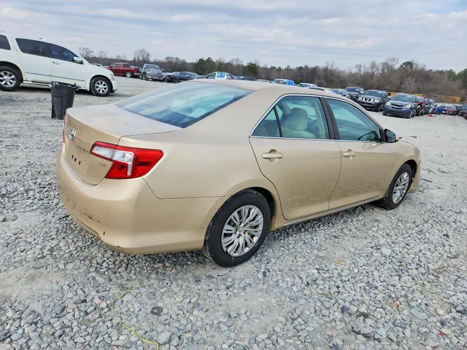 2012 TOYOTA CAMRY BASE  