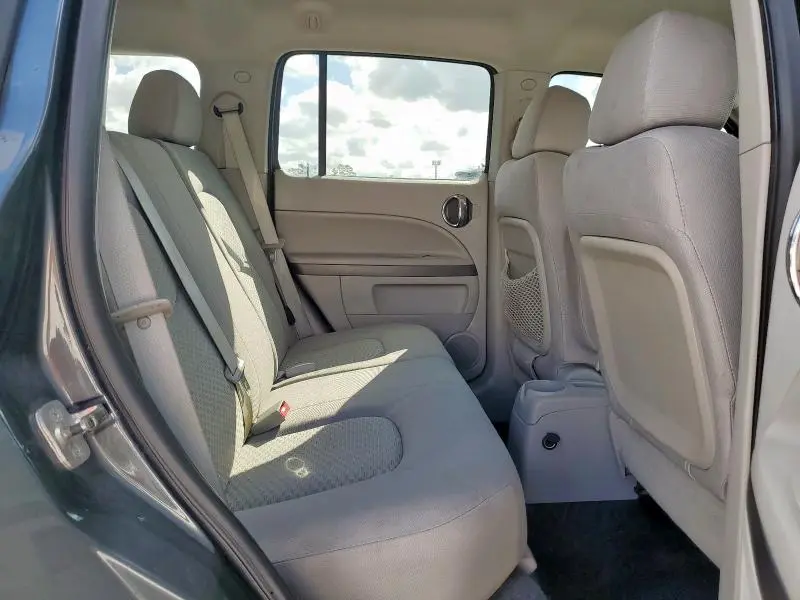 2011 CHEVROLET HHR LT  