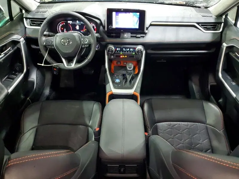 2024 TOYOTA RAV4 ADVENTURE  