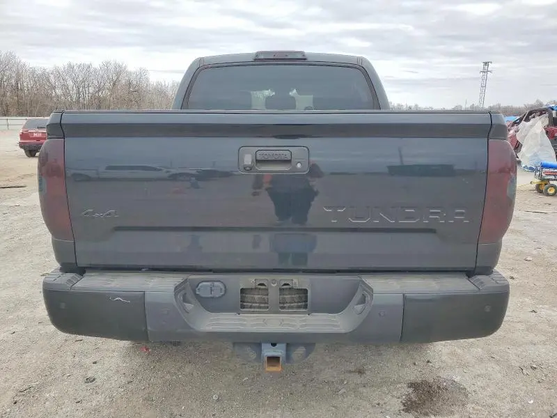 2014 TOYOTA TUNDRA CREWMAX PLATINUM  