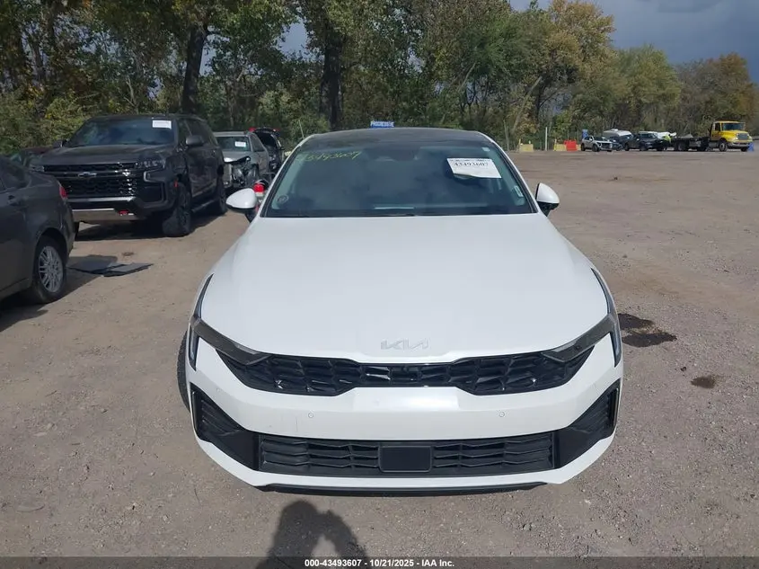 2025 KIA K5 EX