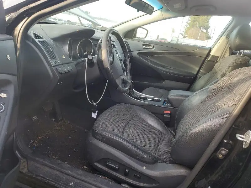 2011 HYUNDAI SONATA SE  