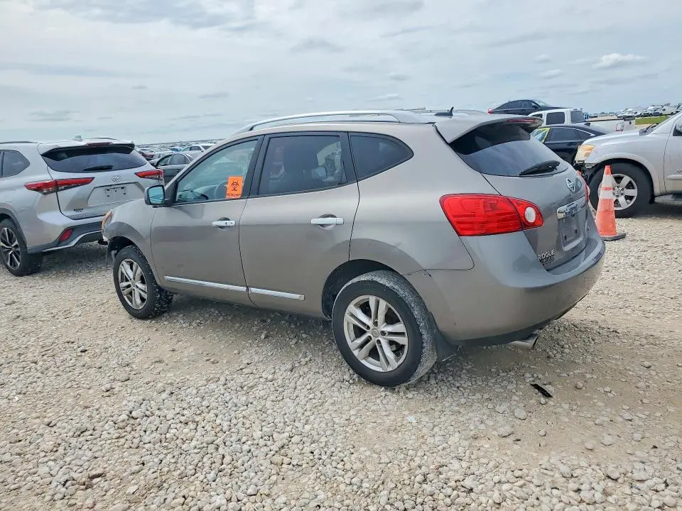 2012 NISSAN ROGUE S  