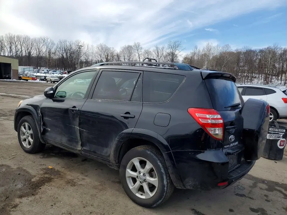 2010 TOYOTA RAV4 LIMITED  