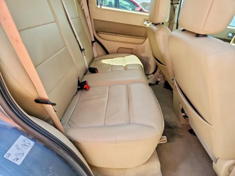 2011 FORD ESCAPE LIMITED  