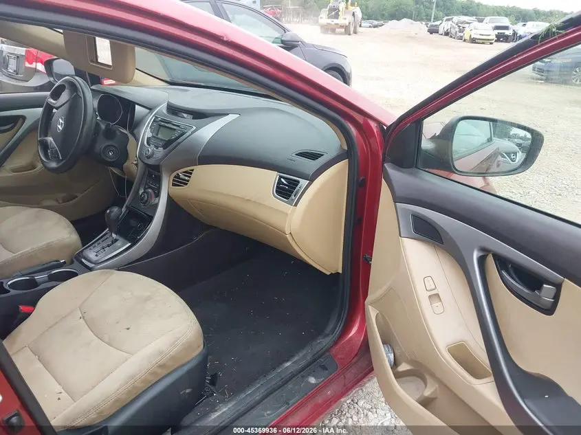 2013 HYUNDAI ELANTRA GLS