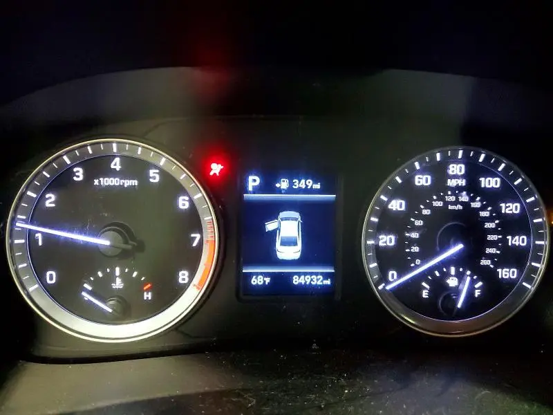 2019 HYUNDAI SONATA SE  