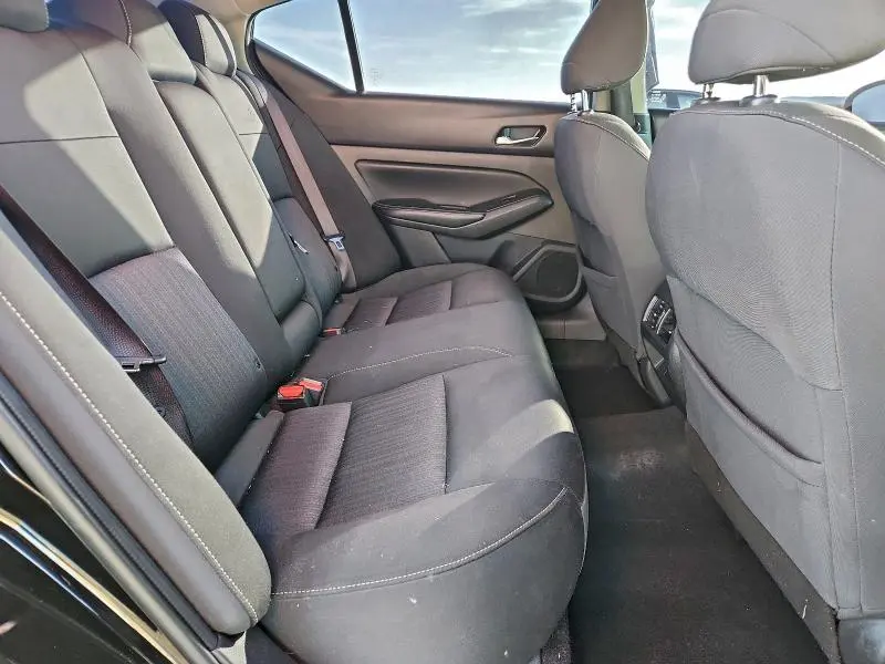 2019 NISSAN ALTIMA SV  