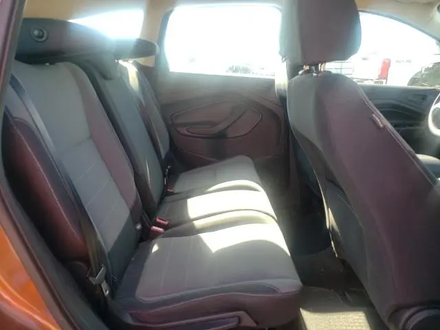 2017 FORD ESCAPE S  