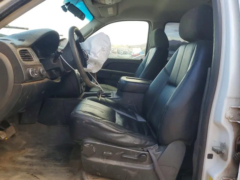 2010 CHEVROLET TAHOE K1500 LS  