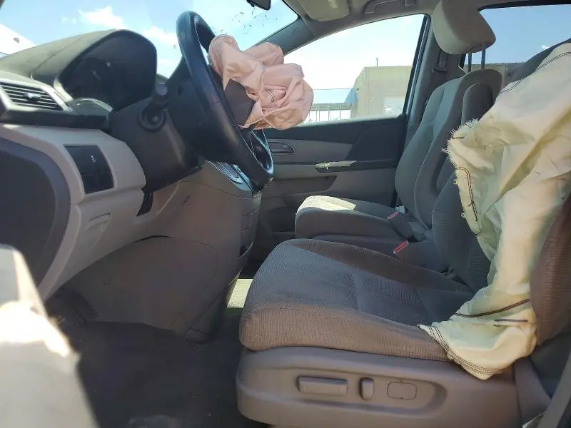 2011 HONDA ODYSSEY LX  