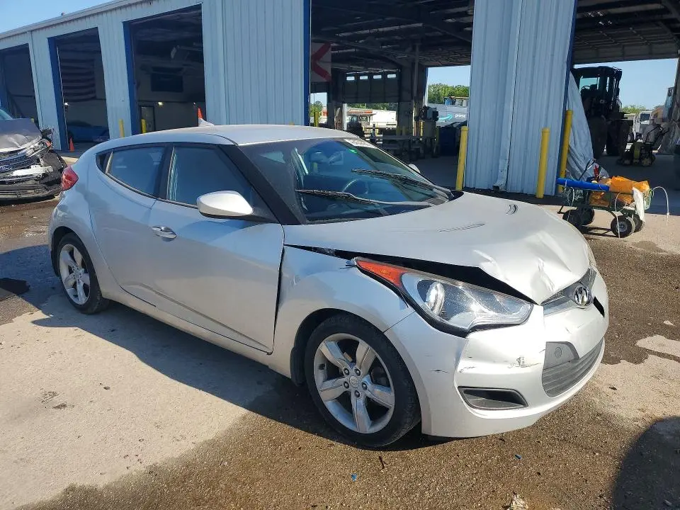 2014 HYUNDAI VELOSTER BASE  