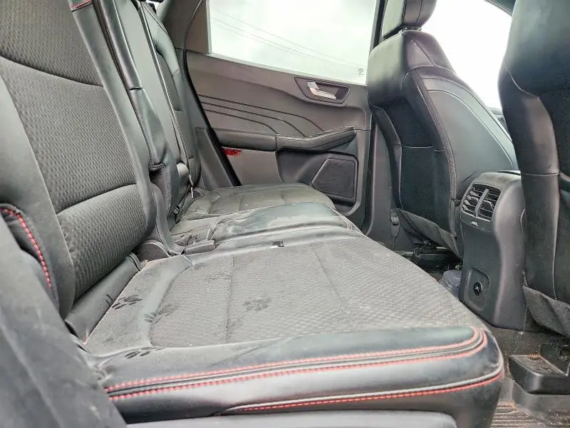 2024 FORD ESCAPE ST LINE  