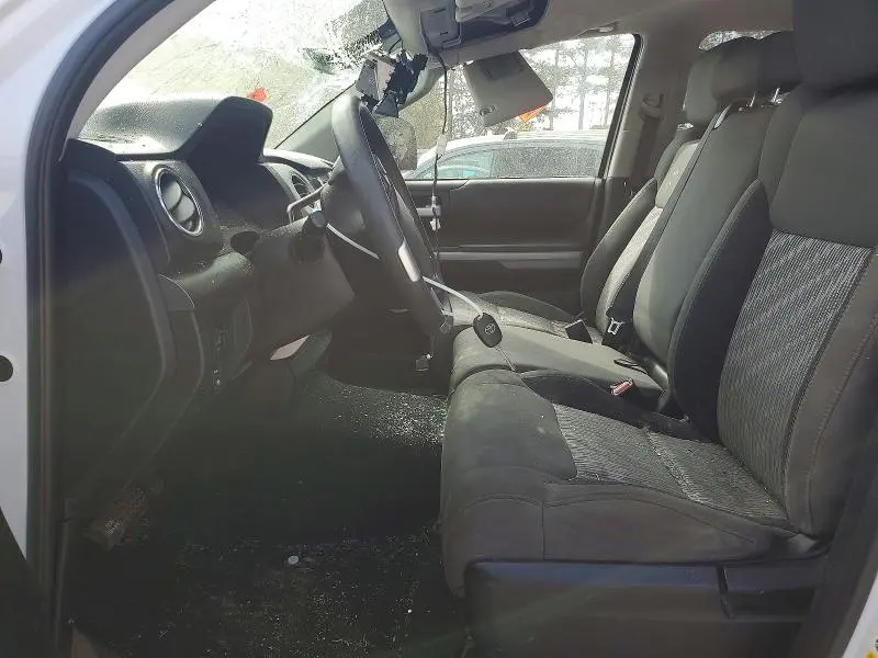 2018 TOYOTA TUNDRA SR5  