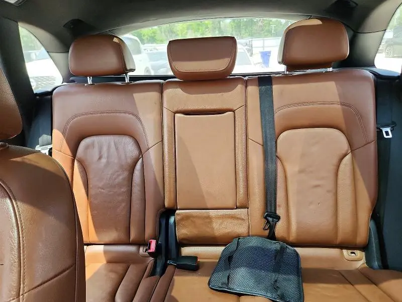 2011 AUDI Q5 PREMIUM PLUS  